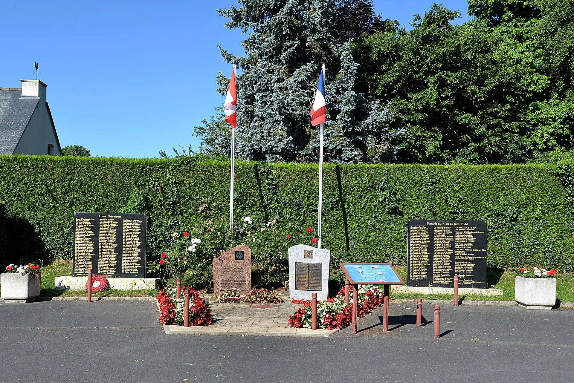 Le monument commémoratif de 1944 à Putot-en-Bessin
